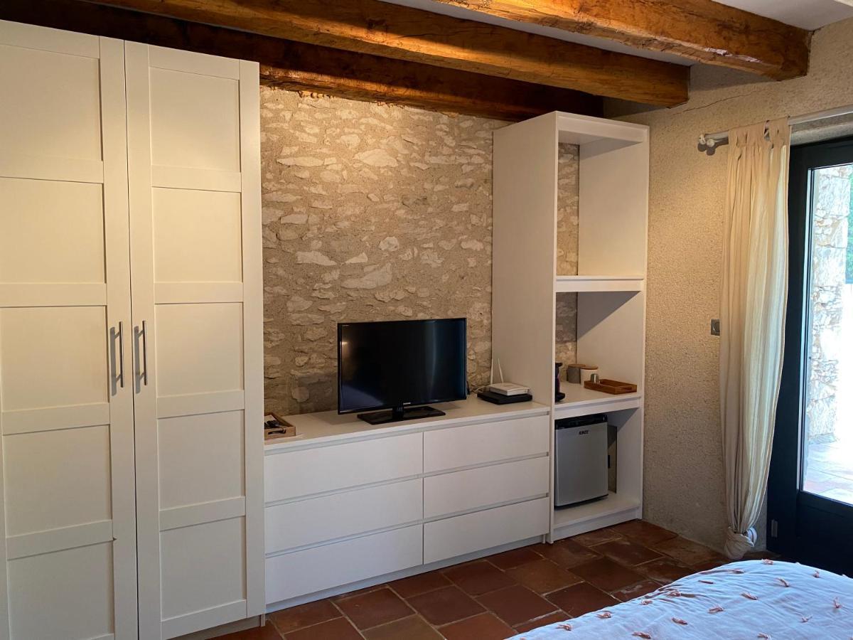 Coulonges Savignac-sur-Leyze Exterior foto